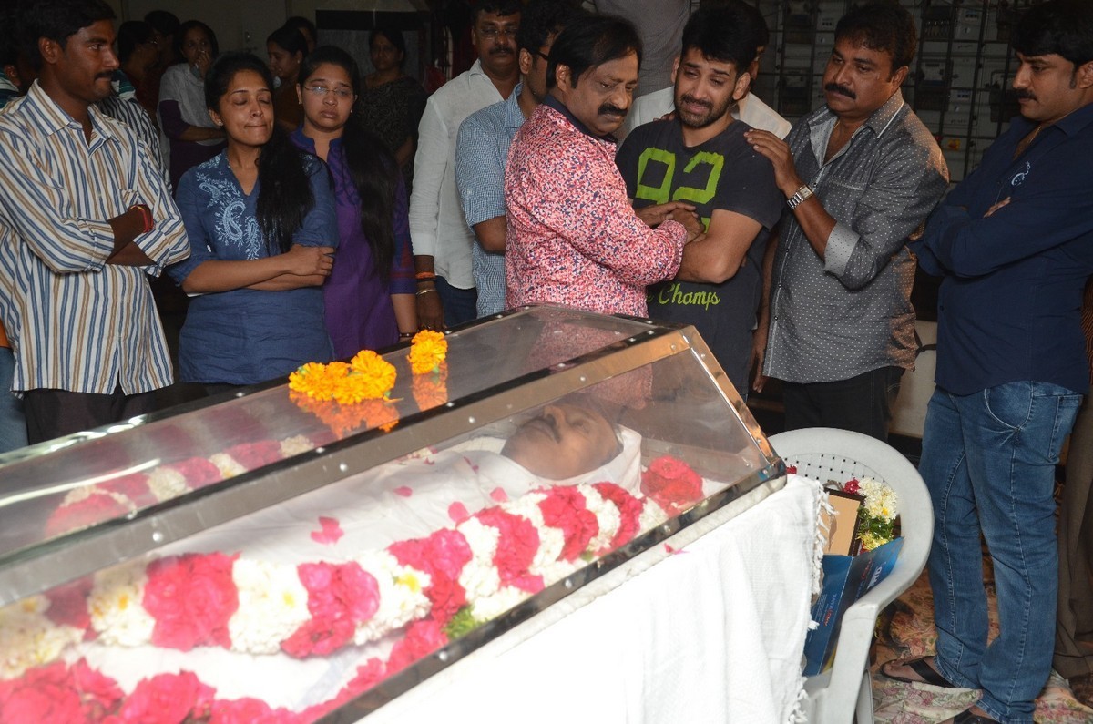 Ahuti Prasad Condolences Photos - 49 / 129 photos