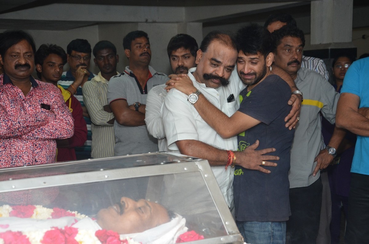 Ahuti Prasad Condolences Photos - 74 / 129 photos