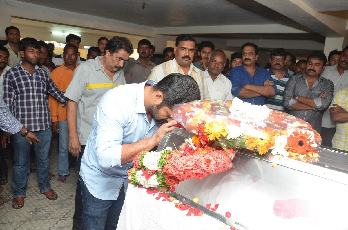 Ahuti Prasad Condolences Photos - 78 / 129 photos