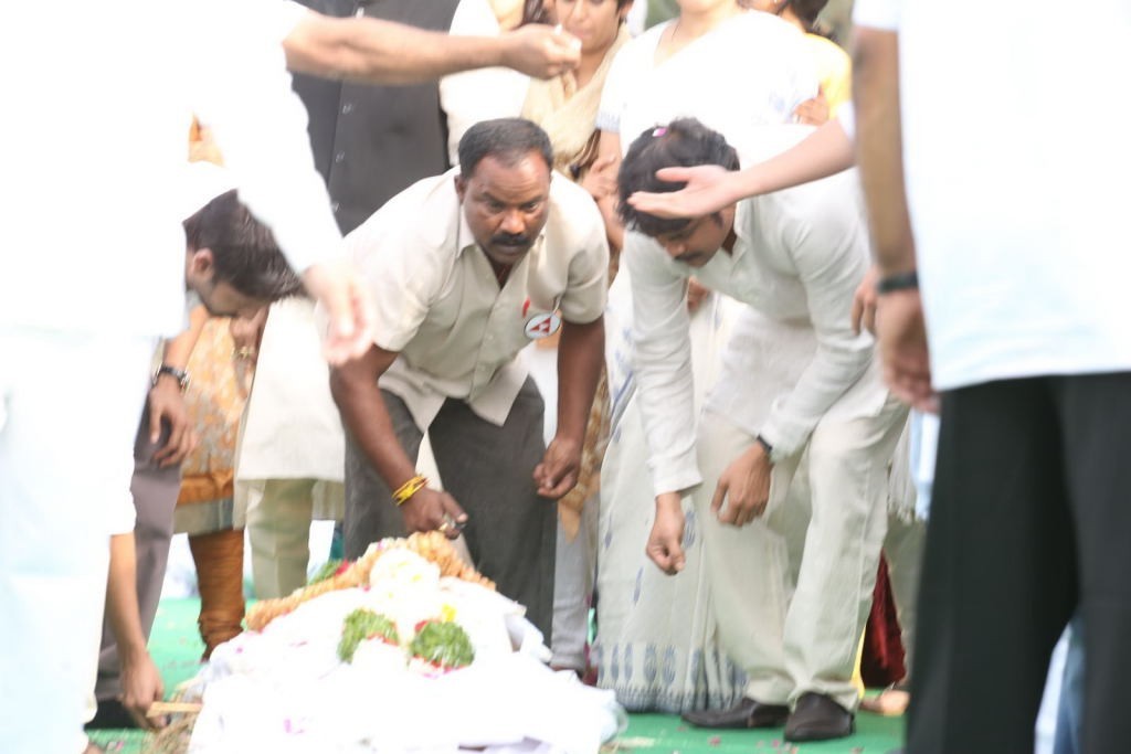 ANR Cremation Photos 01  - 156 / 493 photos