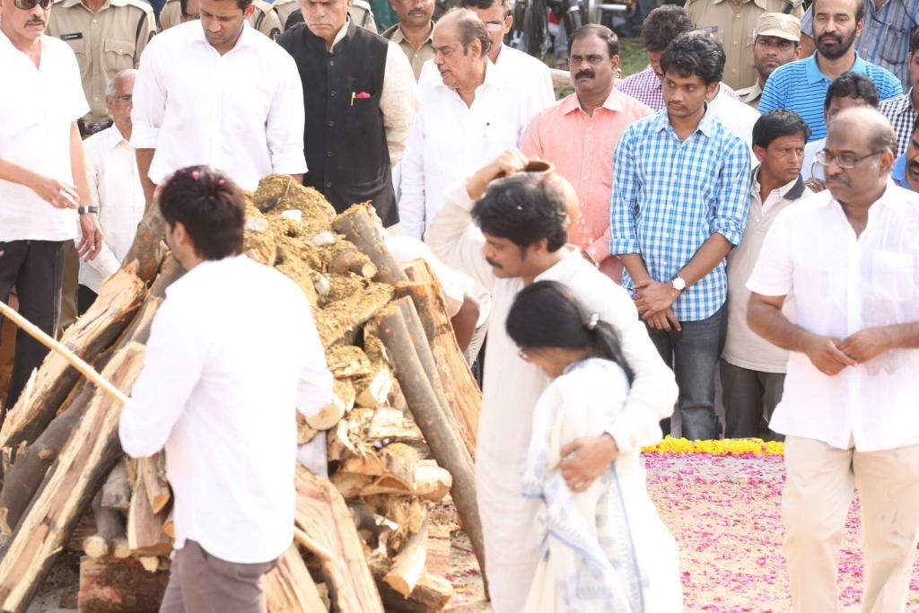 ANR Cremation Photos 01  - 173 / 493 photos