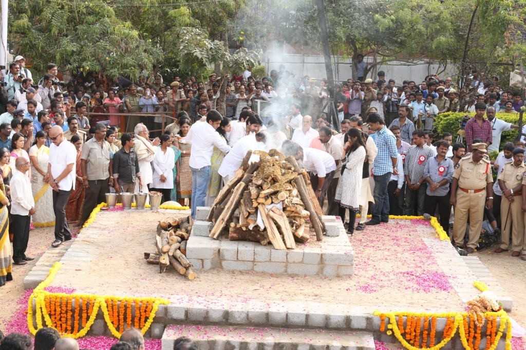 ANR Cremation Photos 01  - 215 / 493 photos