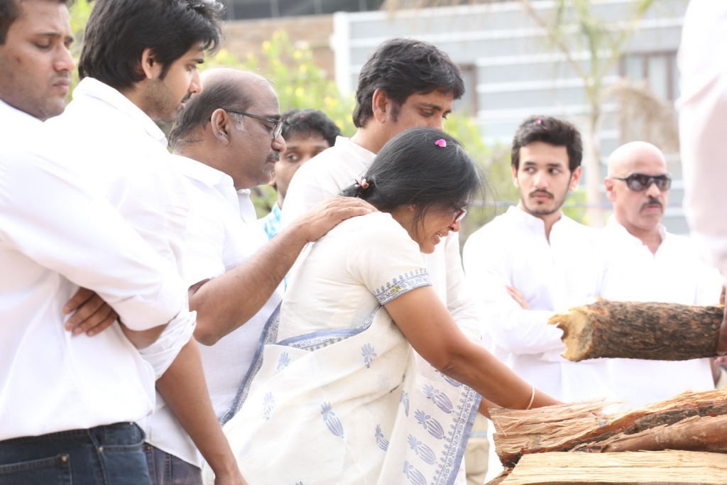 ANR Cremation Photos 01  - 279 / 493 photos