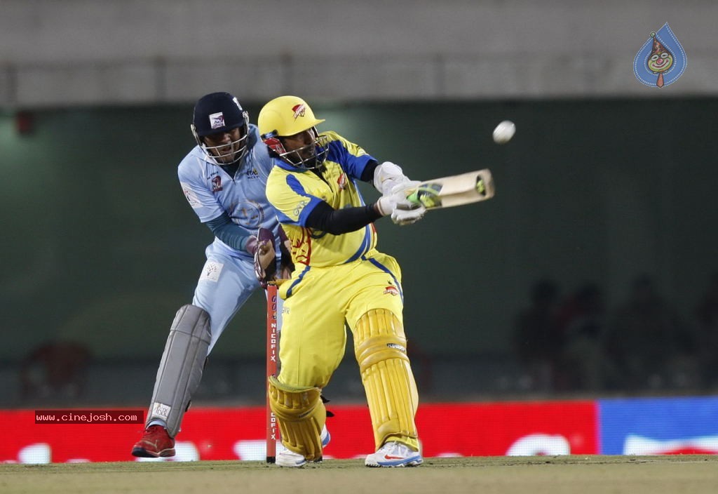 CCL4 Bhojpuri Dabanggs Vs Chennai Rhinos Match Photos - 72 / 168 photos