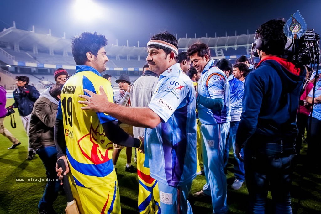 CCL4 Bhojpuri Dabanggs Vs Chennai Rhinos Match Photos - 84 / 168 photos