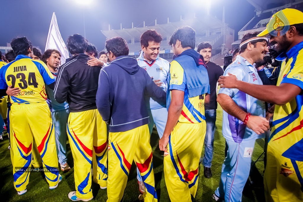 CCL4 Bhojpuri Dabanggs Vs Chennai Rhinos Match Photos - 154 / 168 photos