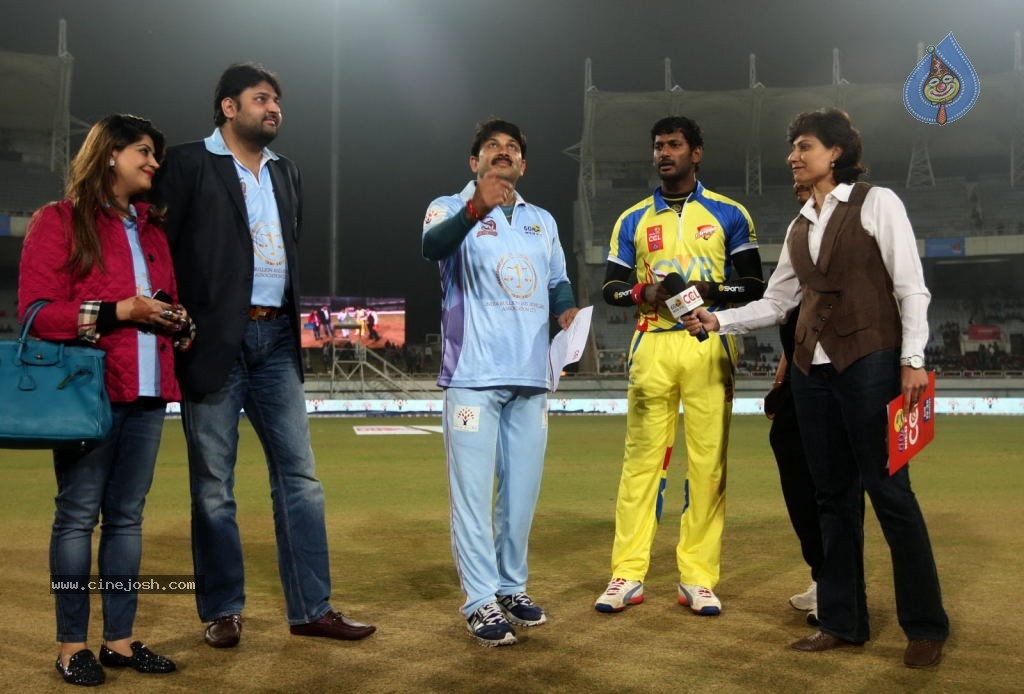 CCL4 Bhojpuri Dabanggs Vs Chennai Rhinos Match Photos - 156 / 168 photos