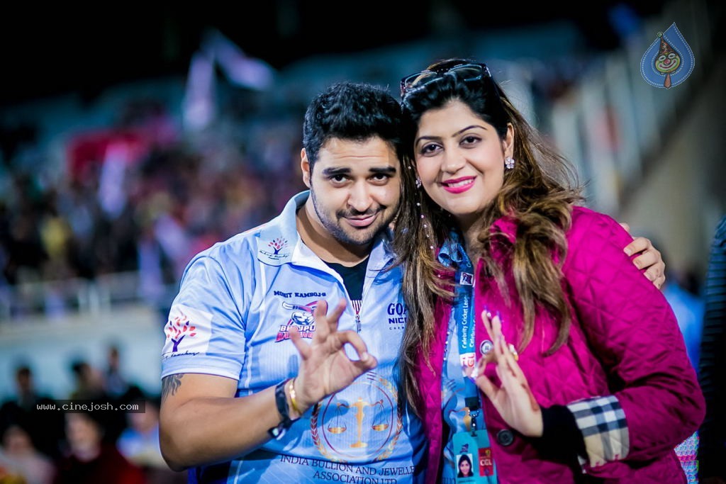 CCL4 Bhojpuri Dabanggs Vs Chennai Rhinos Match Photos - 160 / 168 photos