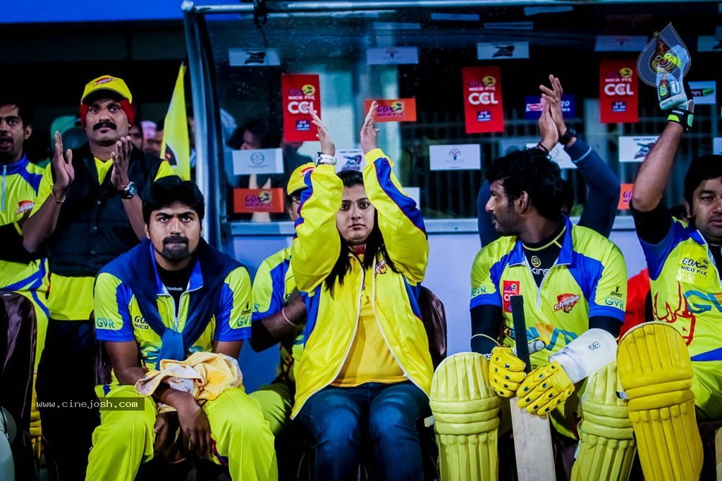 CCL4 Bhojpuri Dabanggs Vs Chennai Rhinos Match Photos - 164 / 168 photos