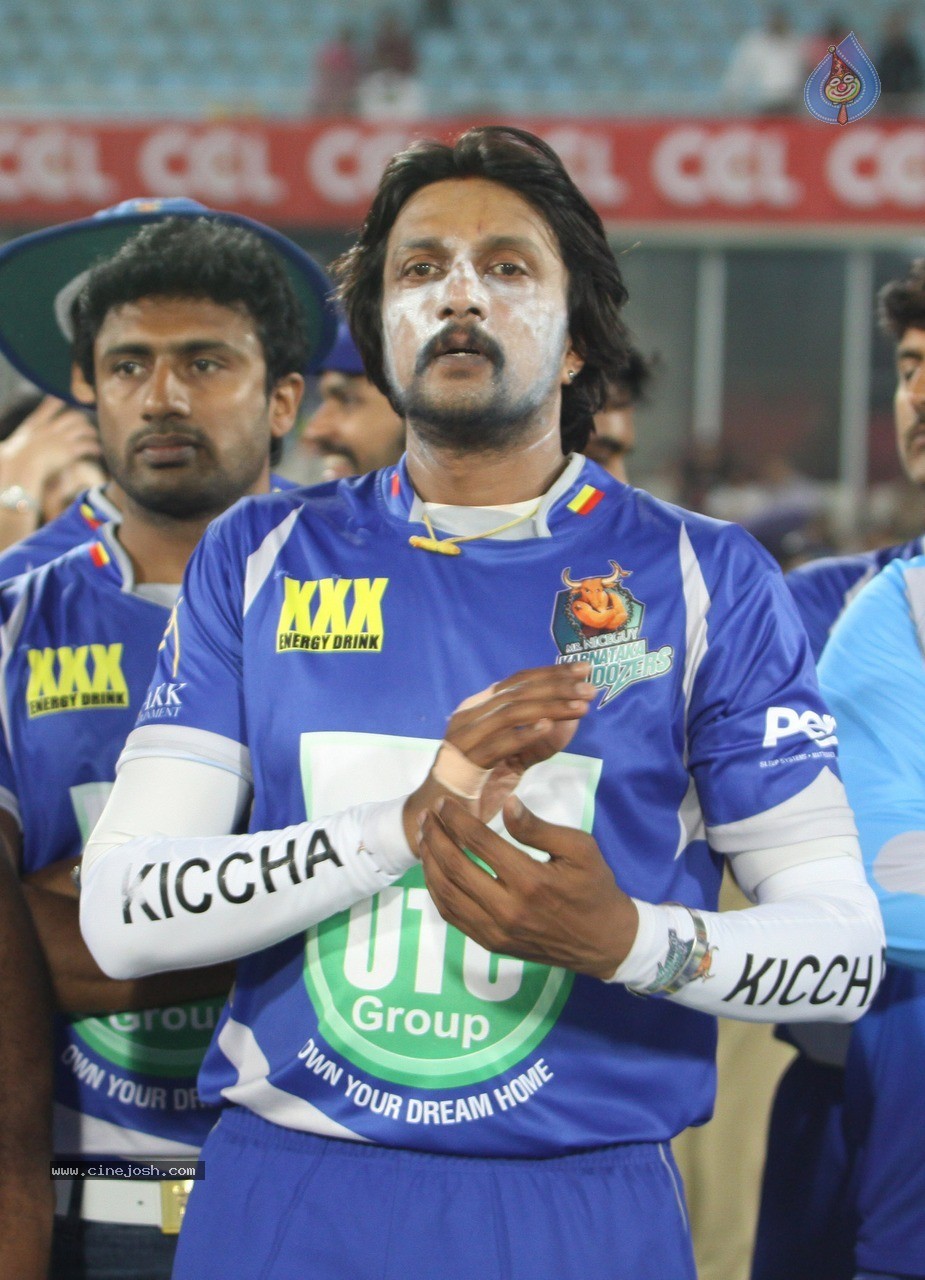 Chennai Rhinos Vs Karnataka Bulldozers Match Photos - 136 / 150 photos