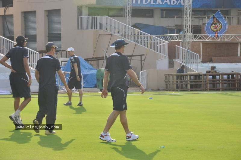 Deccan Chargers Practicing Photos - 94 / 100 photos