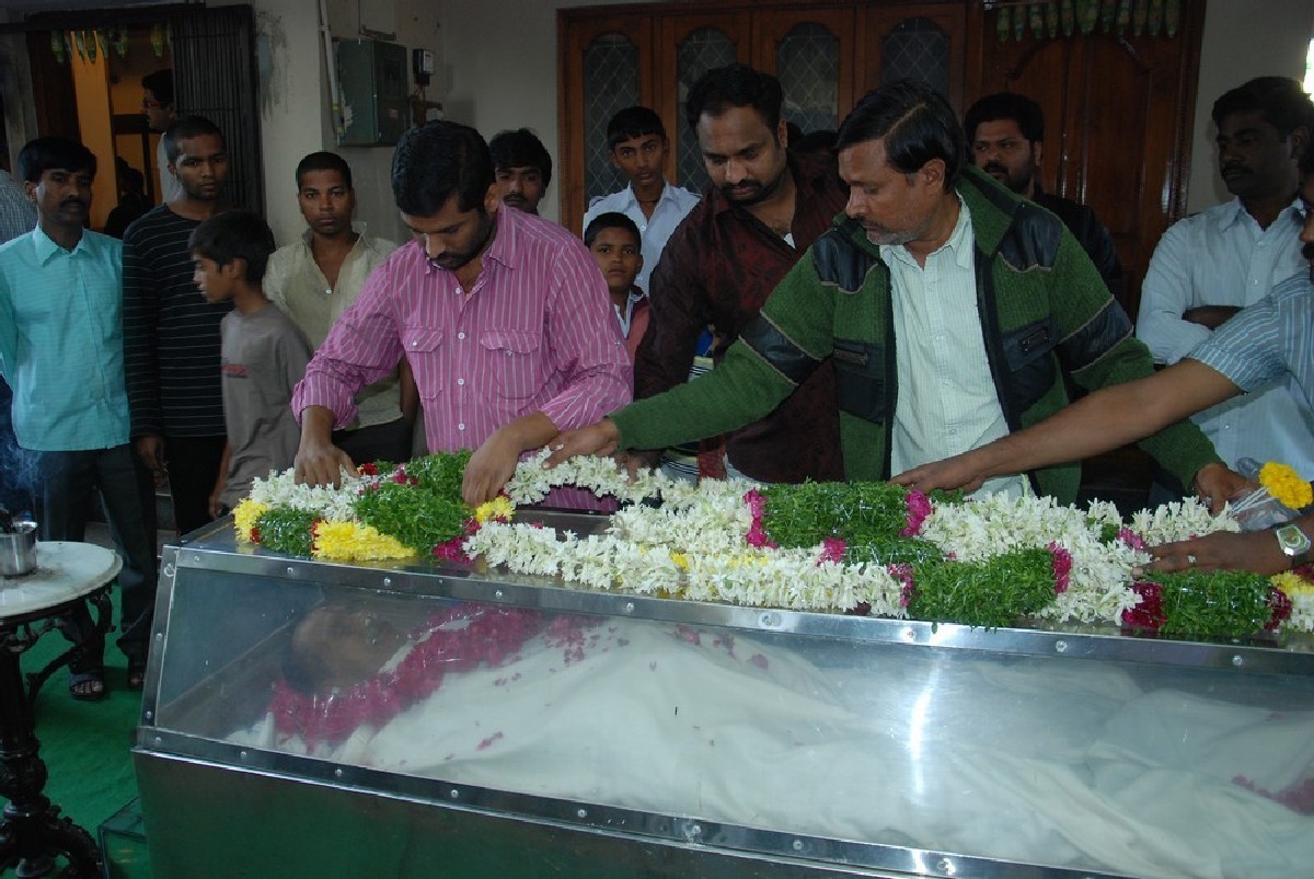 Dharmavarapu Condolences Photos - 12 / 179 photos