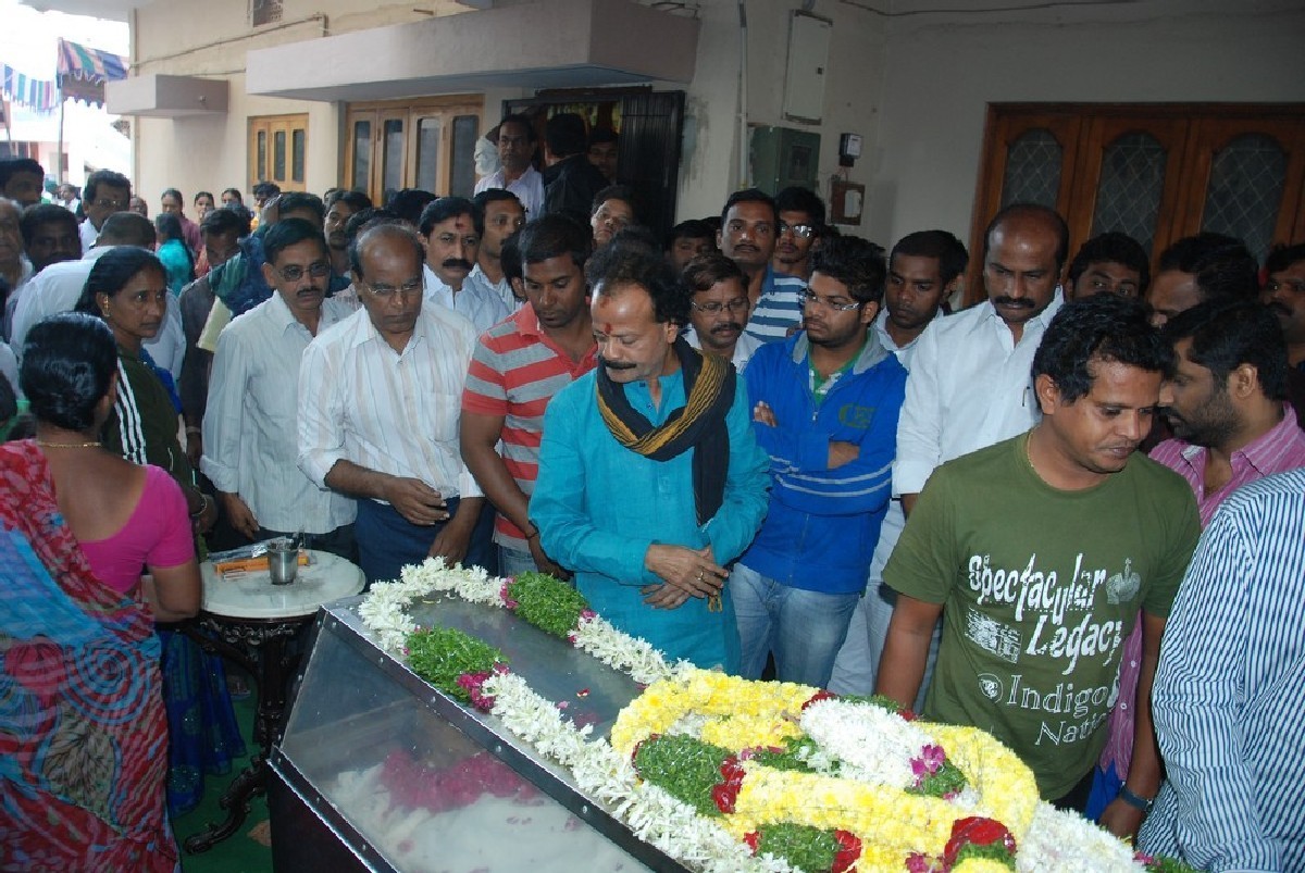 Dharmavarapu Condolences Photos - 25 / 179 photos