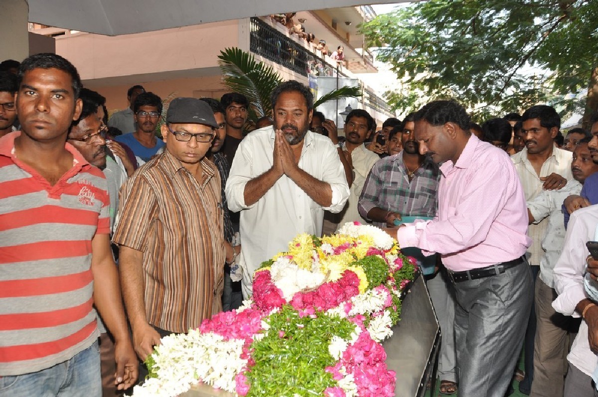 Dharmavarapu Condolences Photos - 99 / 179 photos