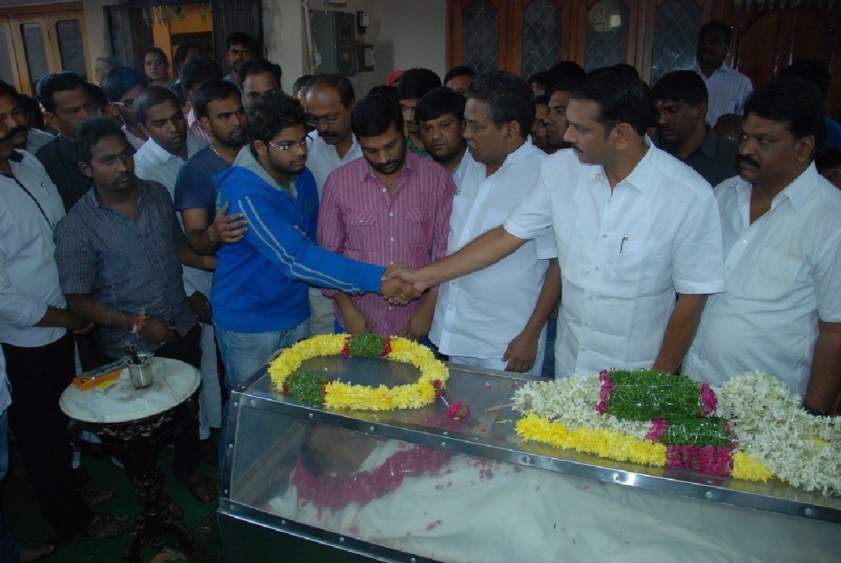 Dharmavarapu Condolences Photos - 130 / 179 photos