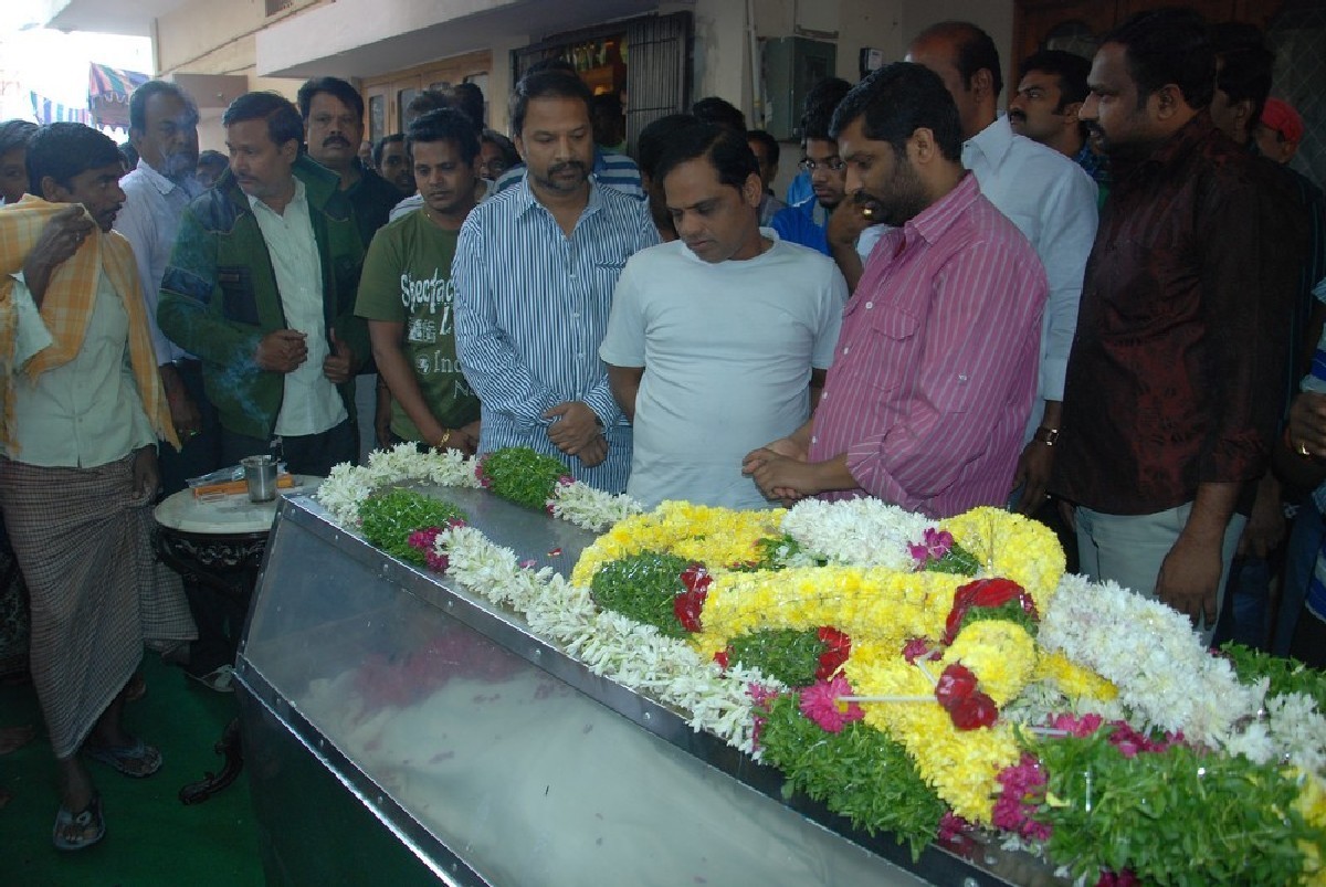 Dharmavarapu Condolences Photos - 134 / 179 photos