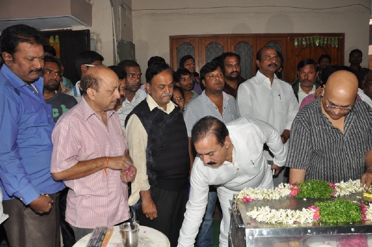 Dharmavarapu Condolences Photos - 147 / 179 photos