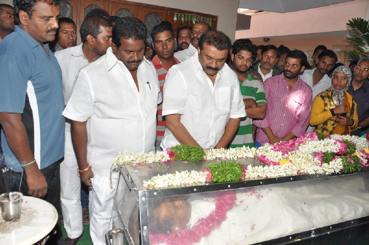 Dharmavarapu Condolences Photos - 169 / 179 photos