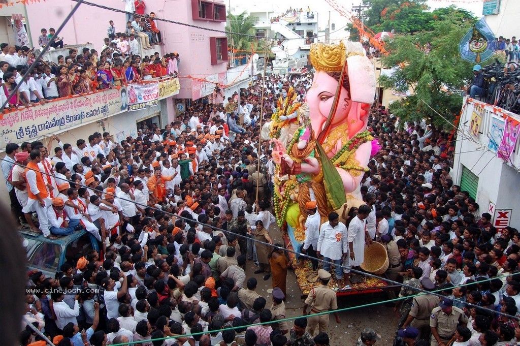 Ganesh Nimajjanam 2014 Photos - 182 / 193 photos