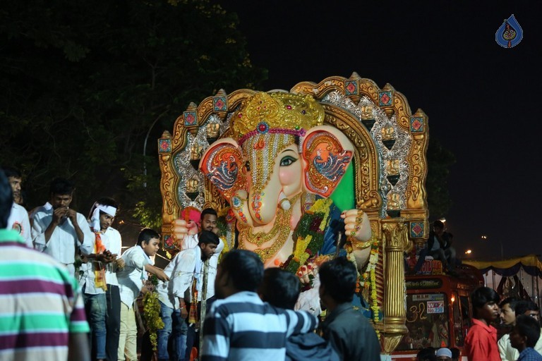 Ganesh Nimajjanam 2016 - 40 / 89 photos