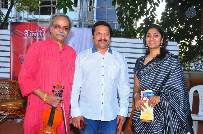 Guruparampara Broucher Launch - 8 / 18 photos