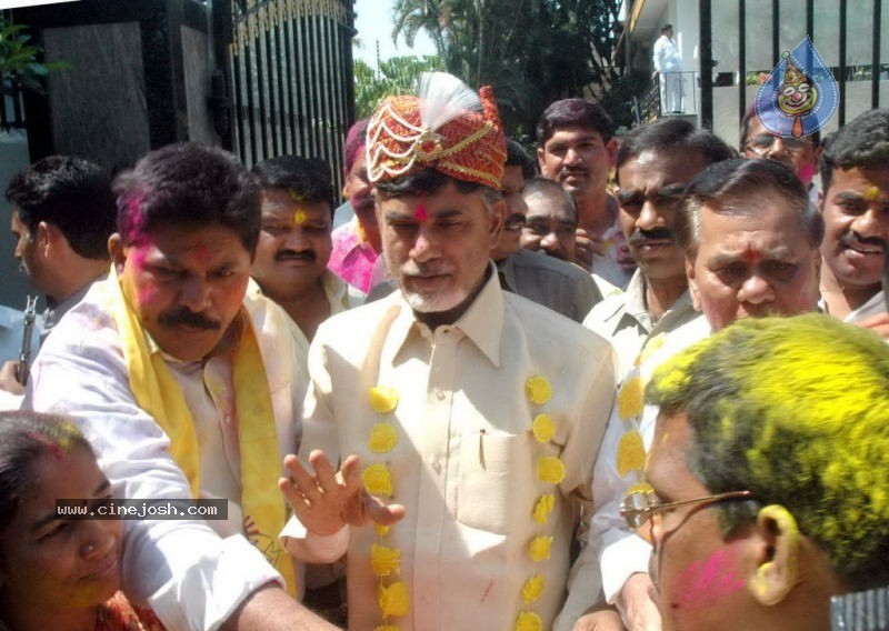 Holi Celebrations in Hyderabad - 7 / 76 photos