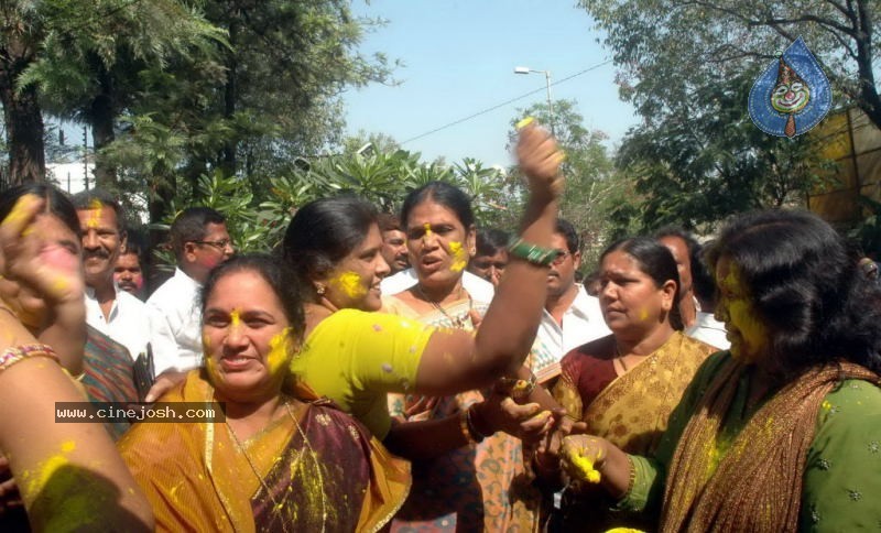 Holi Celebrations in Hyderabad - 37 / 76 photos