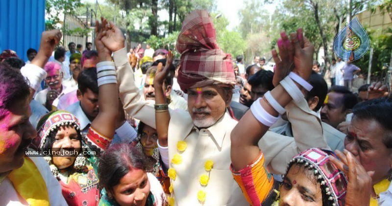 Holi Celebrations in Hyderabad - 56 / 76 photos