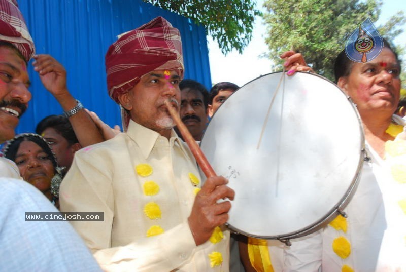 Holi Celebrations in Hyderabad - 62 / 76 photos