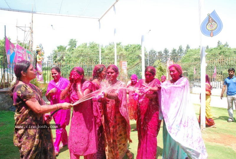 Holi Celebrations in Hyderabad - 68 / 76 photos