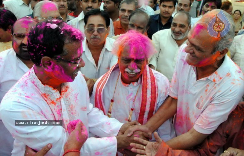 Holi Celebrations in Hyderabad - 70 / 76 photos