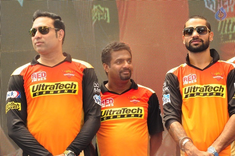 IPL Sunrisers Team Felicitates Apollo Doctors - 6 / 40 photos
