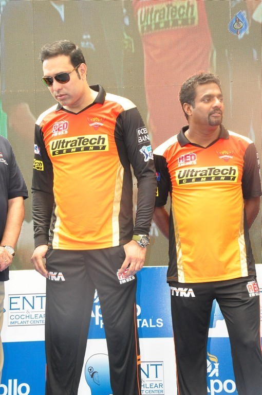 IPL Sunrisers Team Felicitates Apollo Doctors - 36 / 40 photos