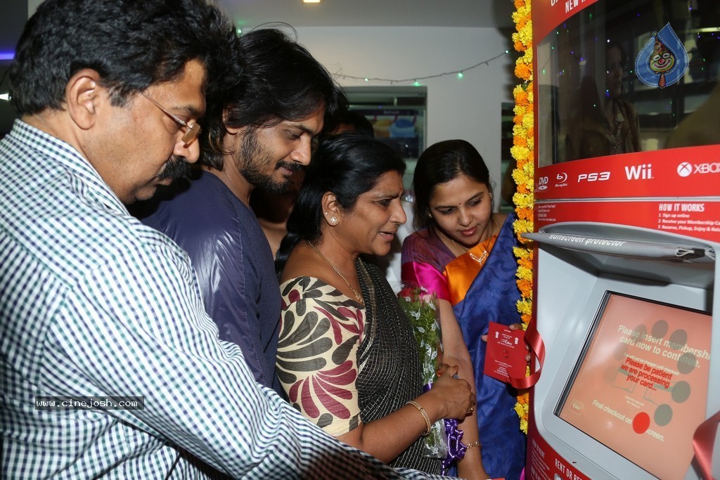 Kiosks Ebox Launch - 24 / 54 photos