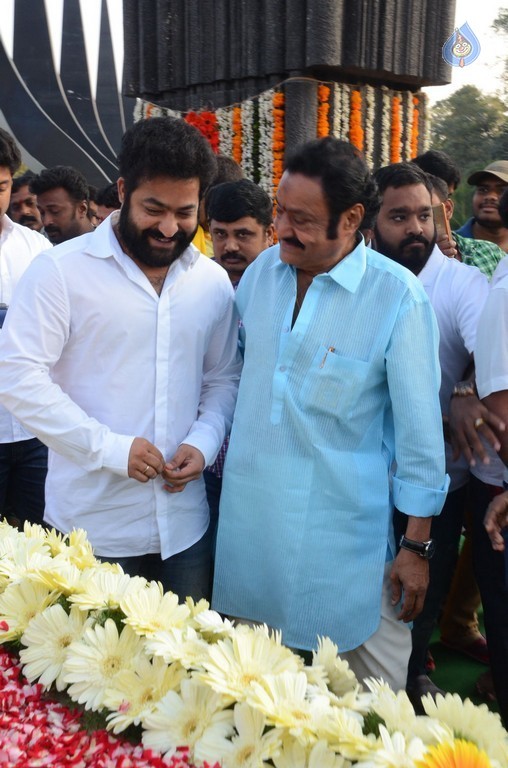 NTR Family Members at NTR Ghat Photos - 51 / 102 photos