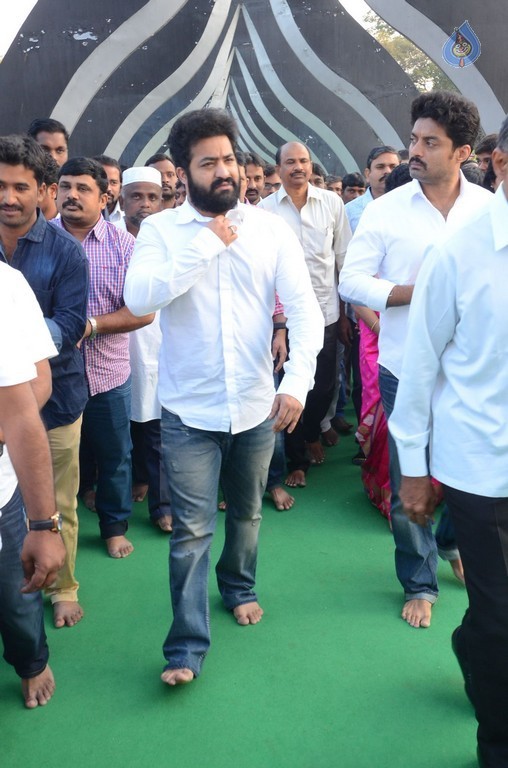 NTR Family Members at NTR Ghat Photos - 56 / 102 photos