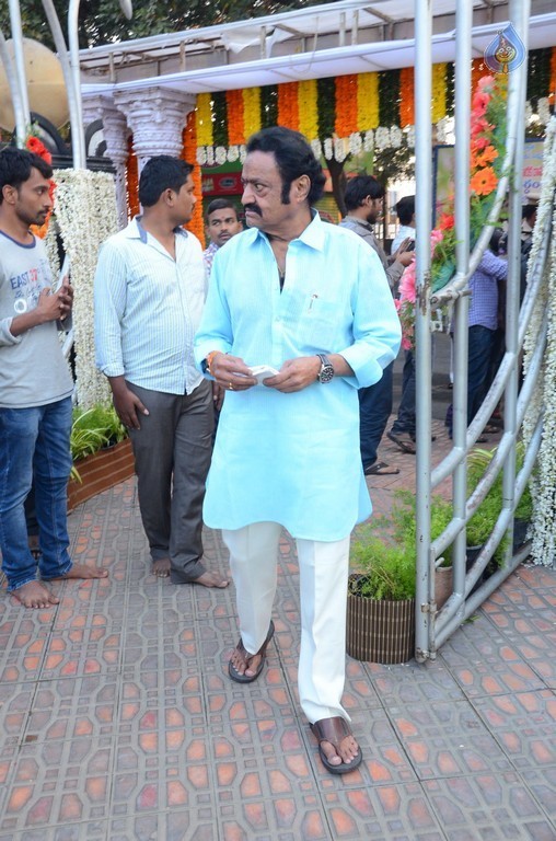 NTR Family Members at NTR Ghat Photos - 65 / 102 photos