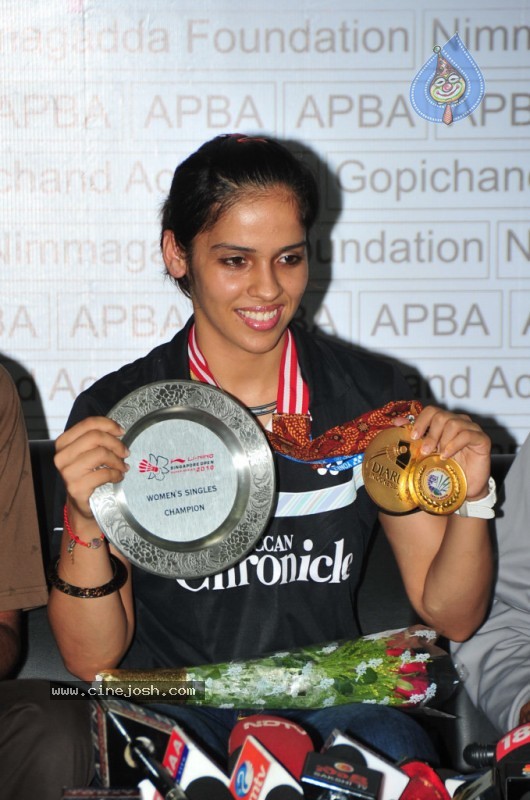 Saina Nehwal Press Meet at Gopichand Academy - 40 / 50 photos