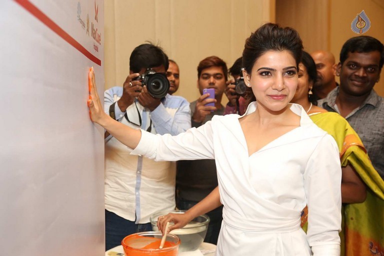 Samantha at Maxcure Hospitals Organs Donation Event - 10 / 53 photos