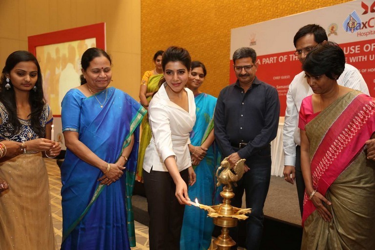 Samantha at Maxcure Hospitals Organs Donation Event - 19 / 53 photos