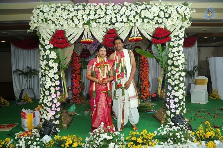 Sanghavi Wedding Photos - 2 / 4 photos