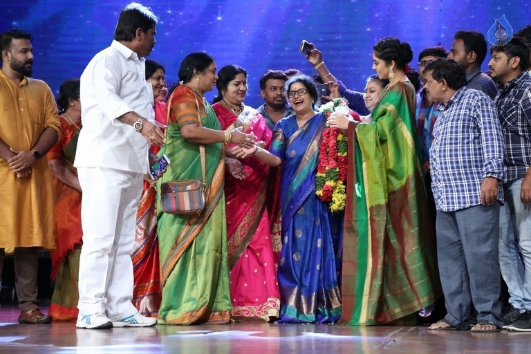 Sankarabharanam Awards 2017 - 39 / 63 photos