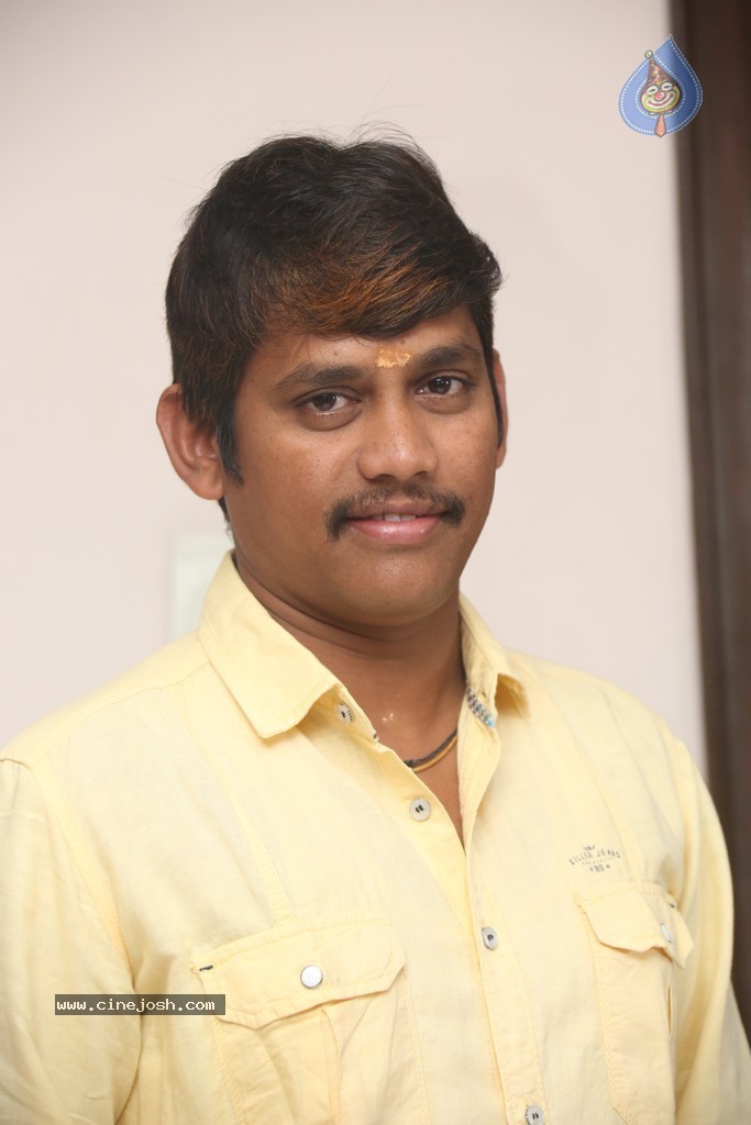 Santhosh Srinivas Stills - 28 / 66 photos