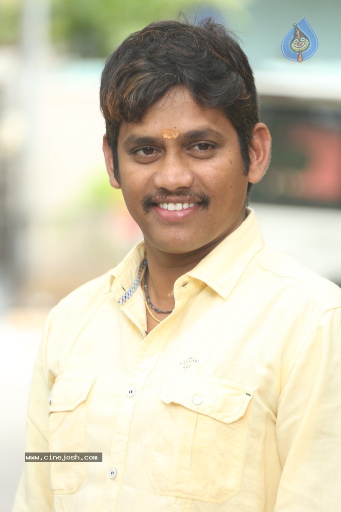 Santhosh Srinivas Stills - 30 / 66 photos