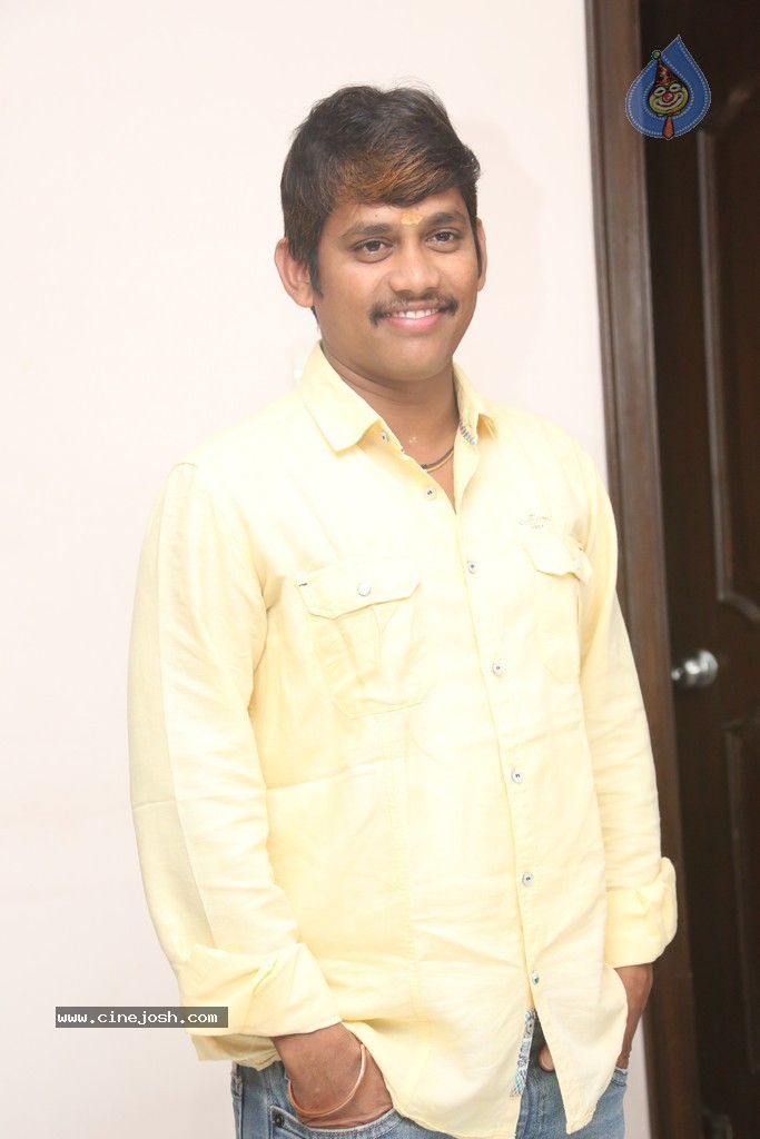 Santhosh Srinivas Stills - 43 / 66 photos