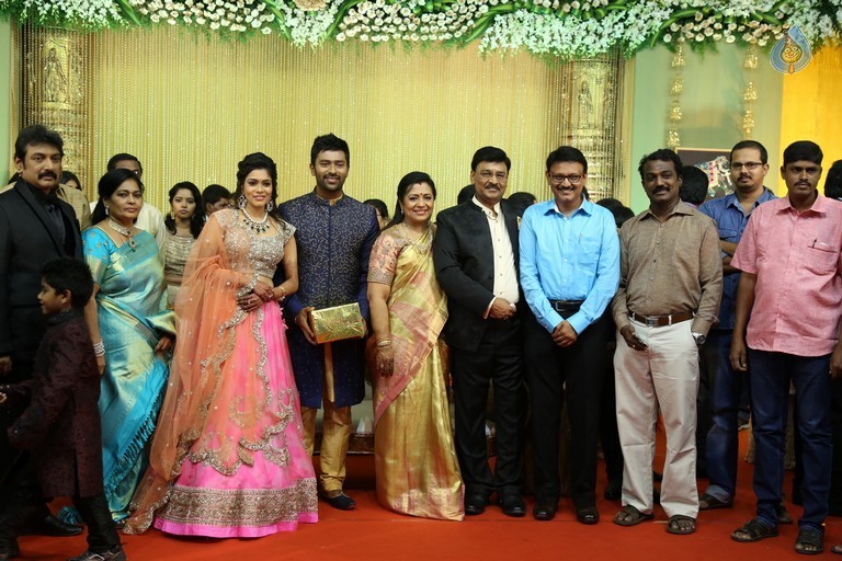 Shanthnu - Keerthi Wedding Reception Photos - 15 / 29 photos
