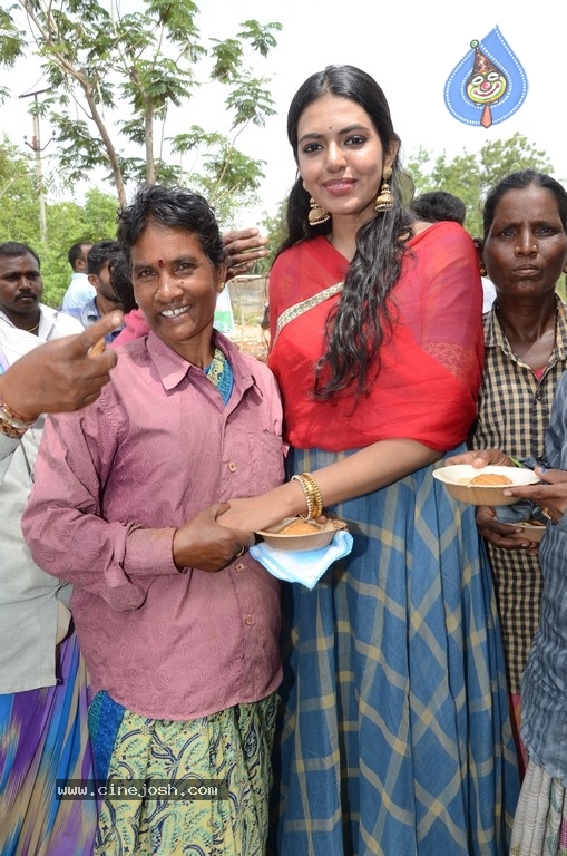 Shivani Birthday Celebrations - 19 / 42 photos