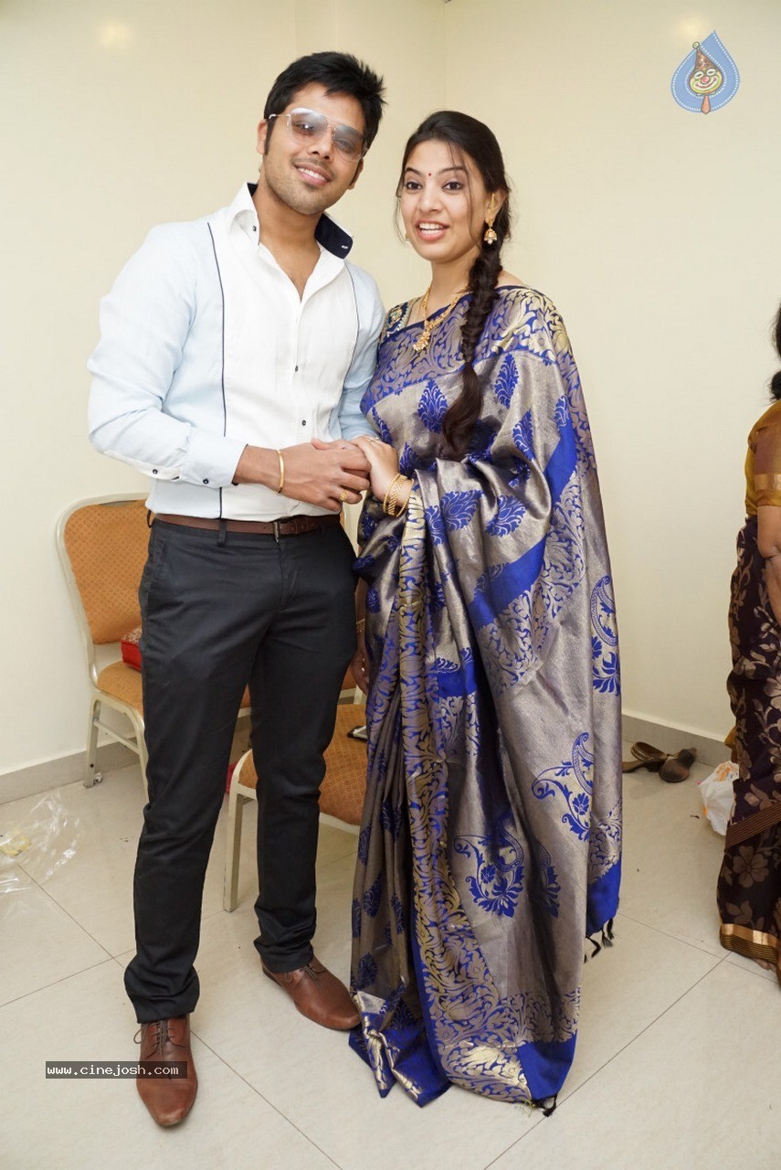 Singer Deepu and Swathi Wedding Ceremony - 113 / 150 photos