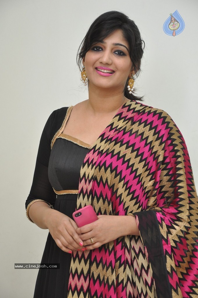 Singer Divya Stills - 8 / 36 photos