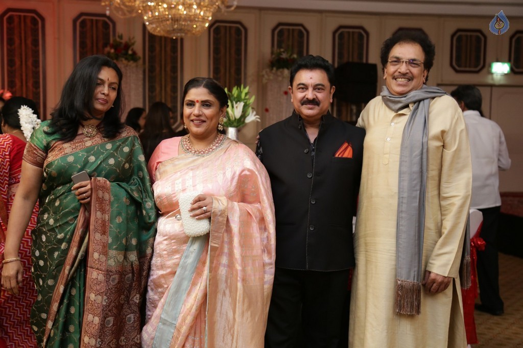 Sripriya and Rajkumar 25th Wedding Anniversary Event 1 - 4 / 84 photos